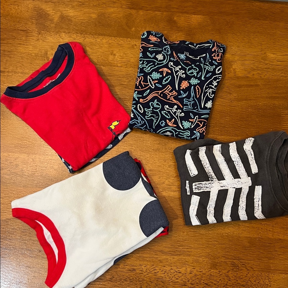 GAP BUNDLE Pajamas SIZE 4-5Y
